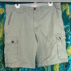 Men’s cargo shorts